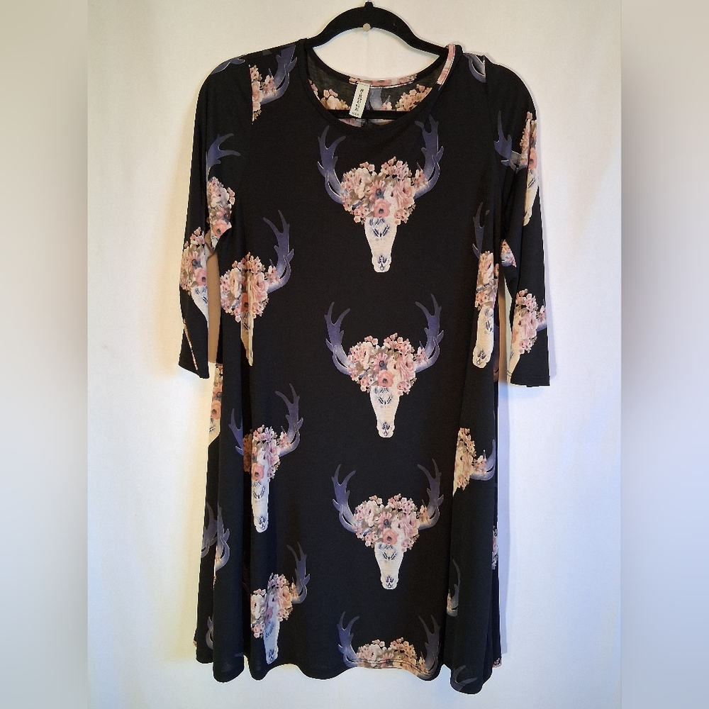 Floral Skull Print Black Top